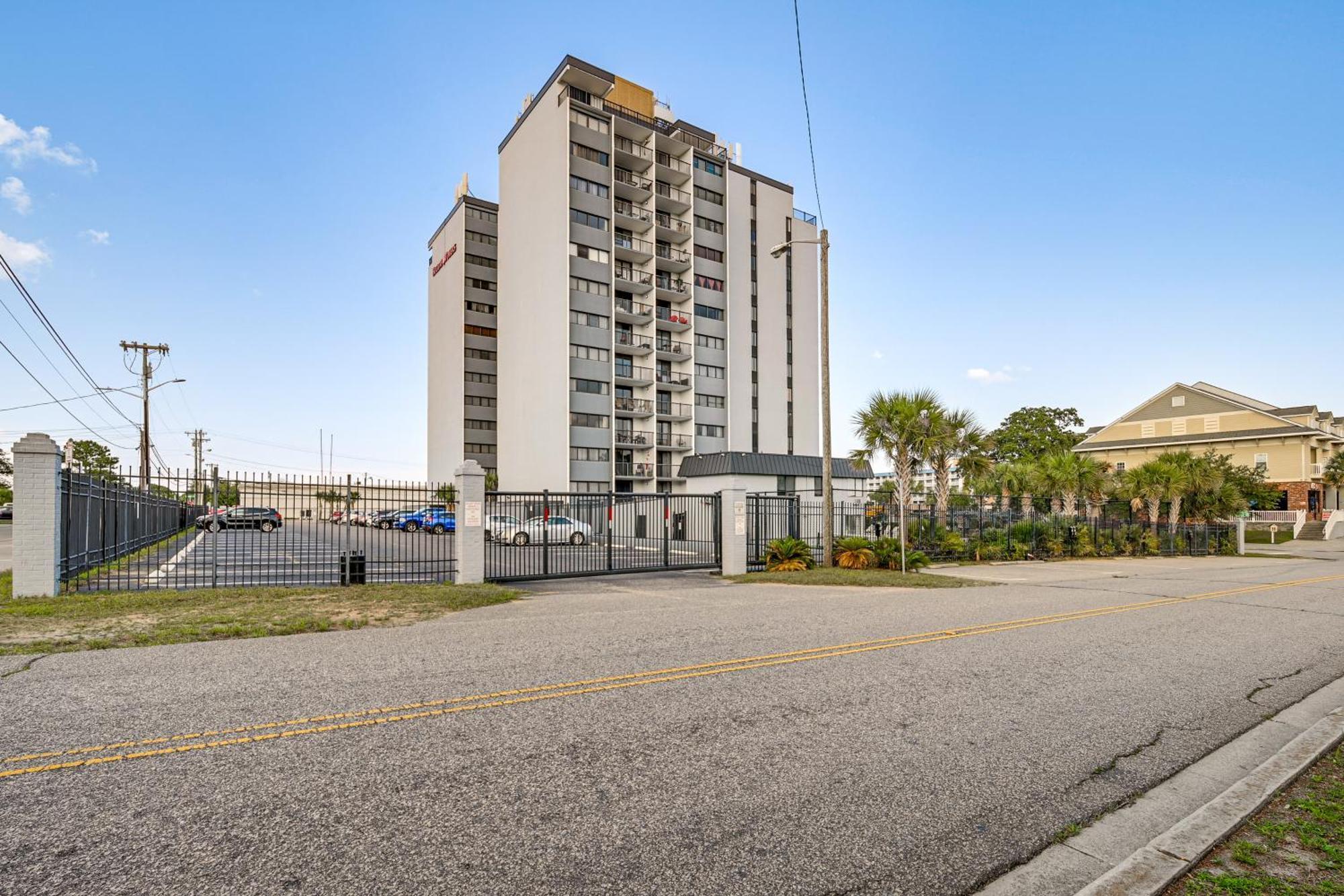 Updated Resort Condo, Walk To Myrtle Beach! 외부 사진