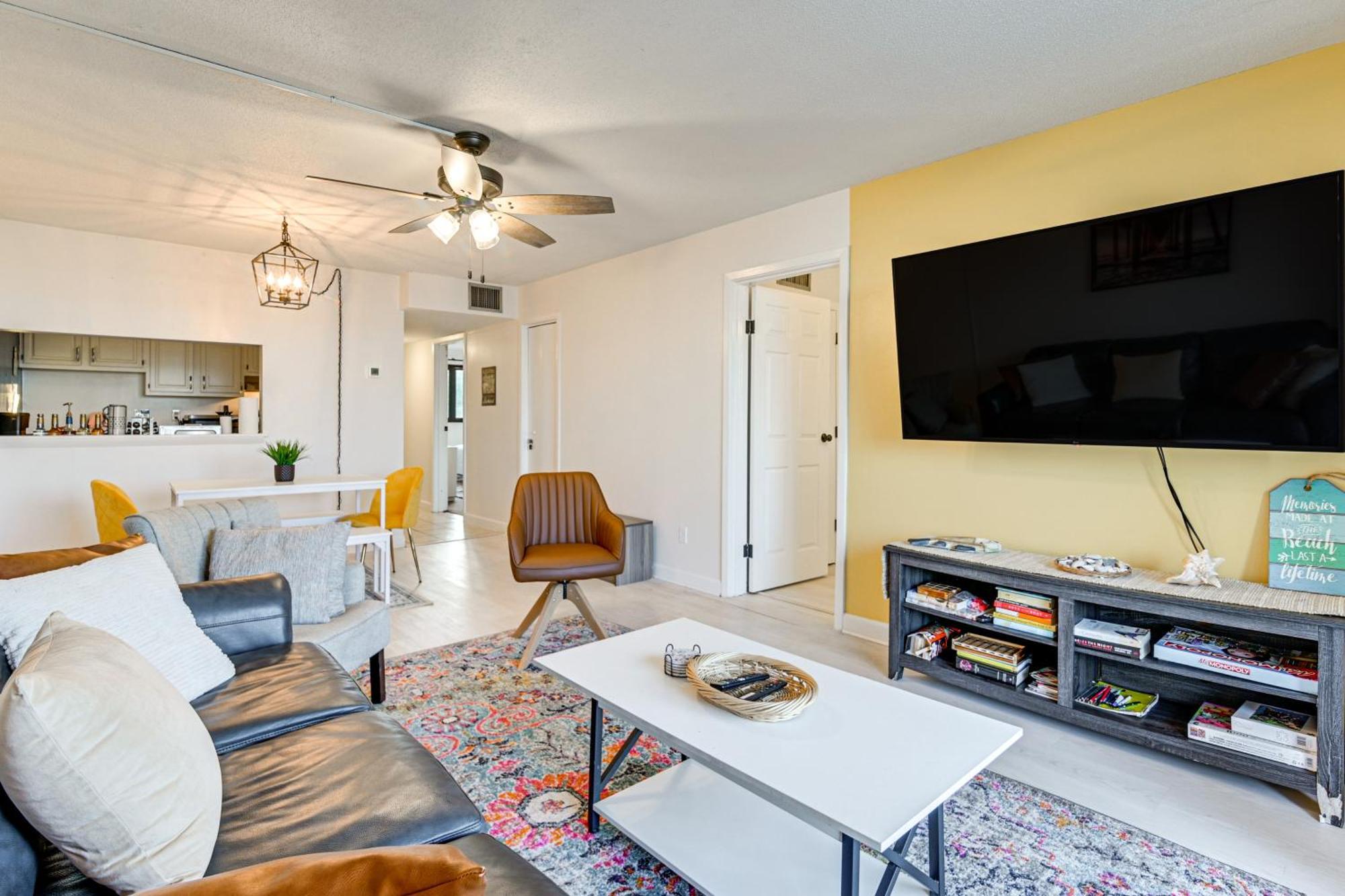 Updated Resort Condo, Walk To Myrtle Beach! 외부 사진